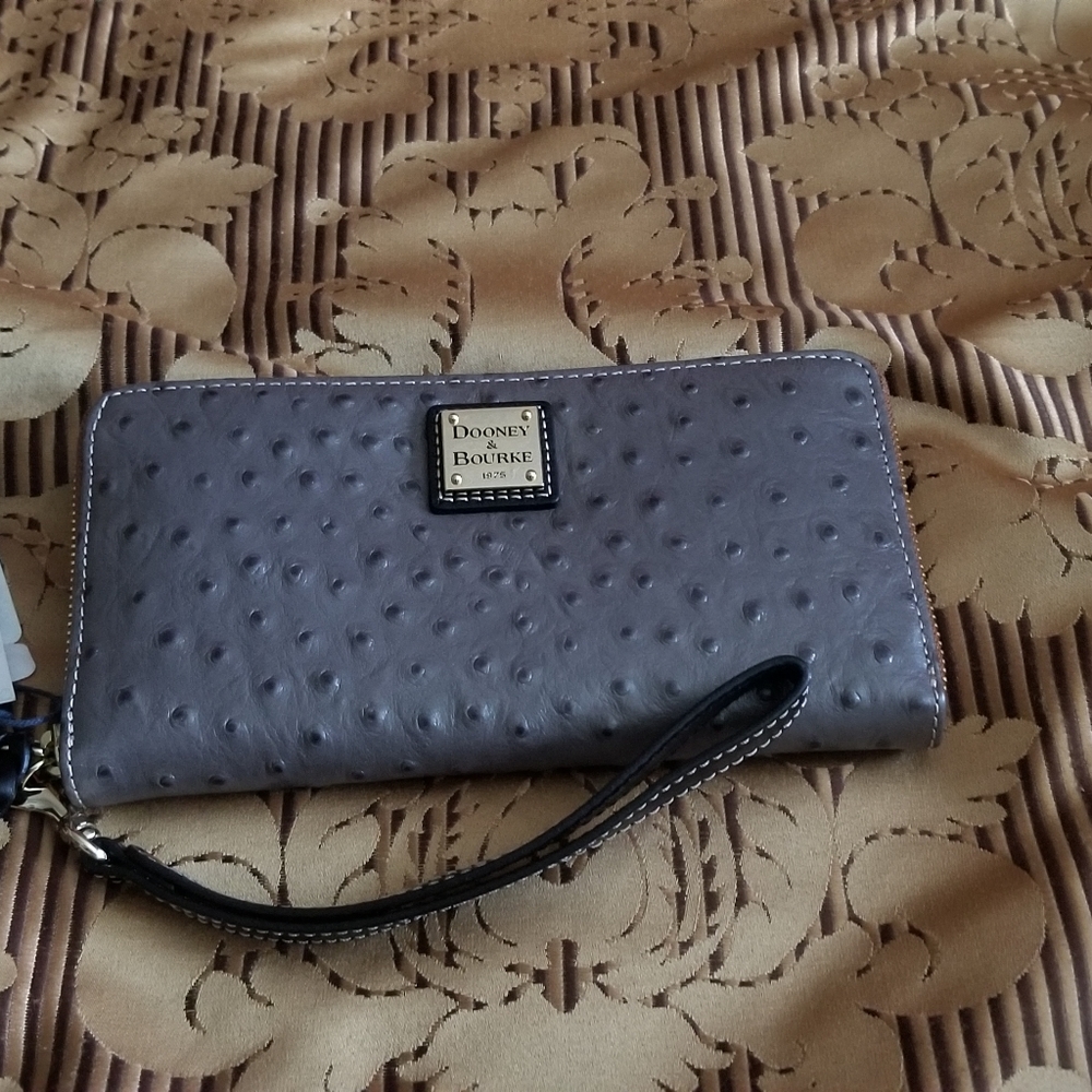 D & B Ostritch-Embossed Leather Wristlet Wallet